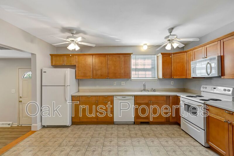 Park Circle property image