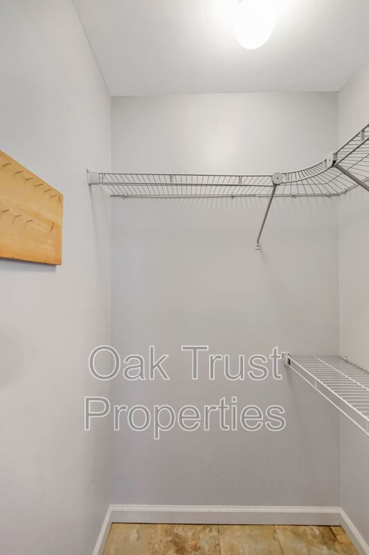 Park Circle property image