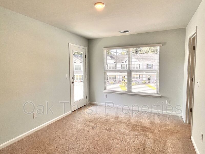 Shady Oaks property image