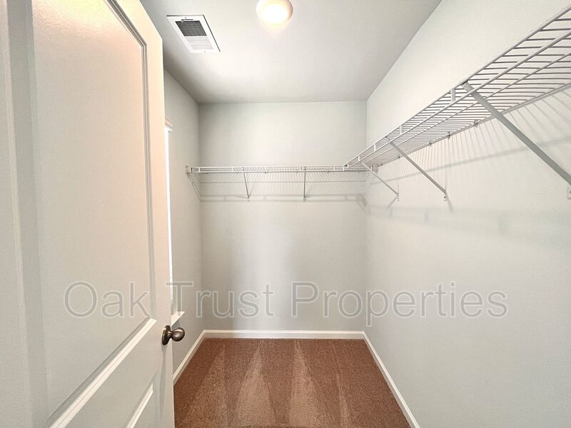 Shady Oaks property image