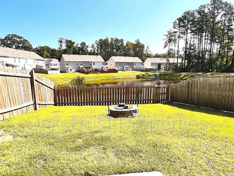 Shady Oaks property image