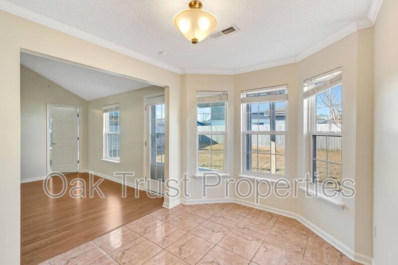 North Pointe property image