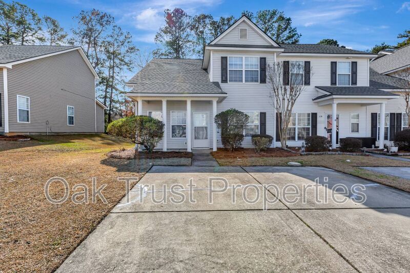Lakes of Summerville property image
