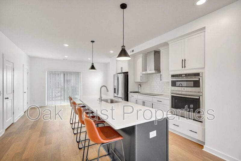 Brighton Square at Nexton property image