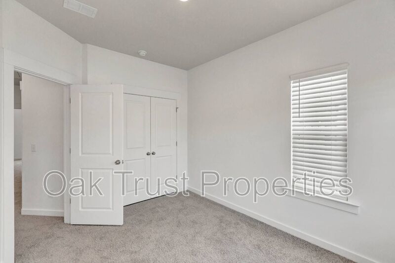 Brighton Square at Nexton property image