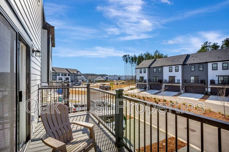 Brighton Square at Nexton property image