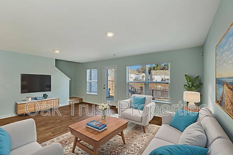 Shady Oaks property image