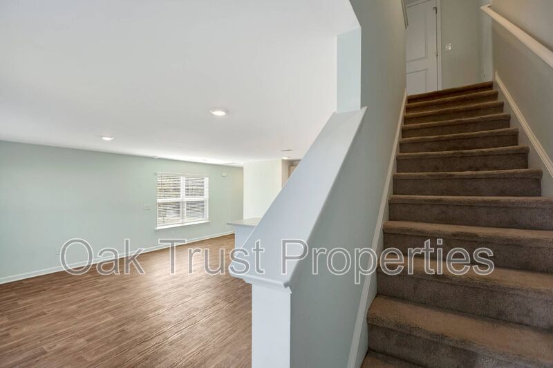 Shady Oaks property image