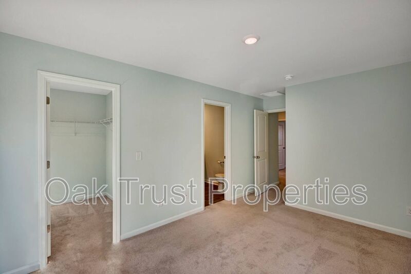 Shady Oaks property image