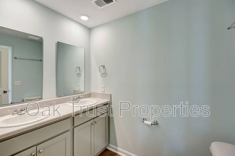 Shady Oaks property image