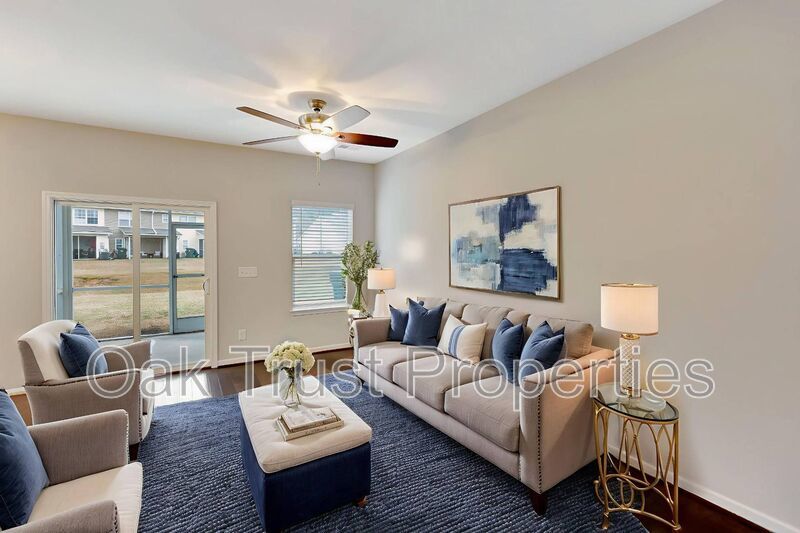 Lakeview Commons property image