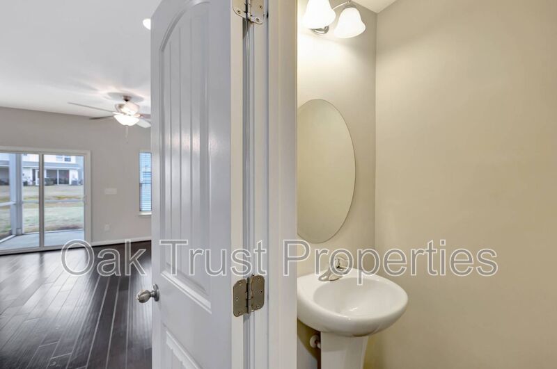 Lakeview Commons property image