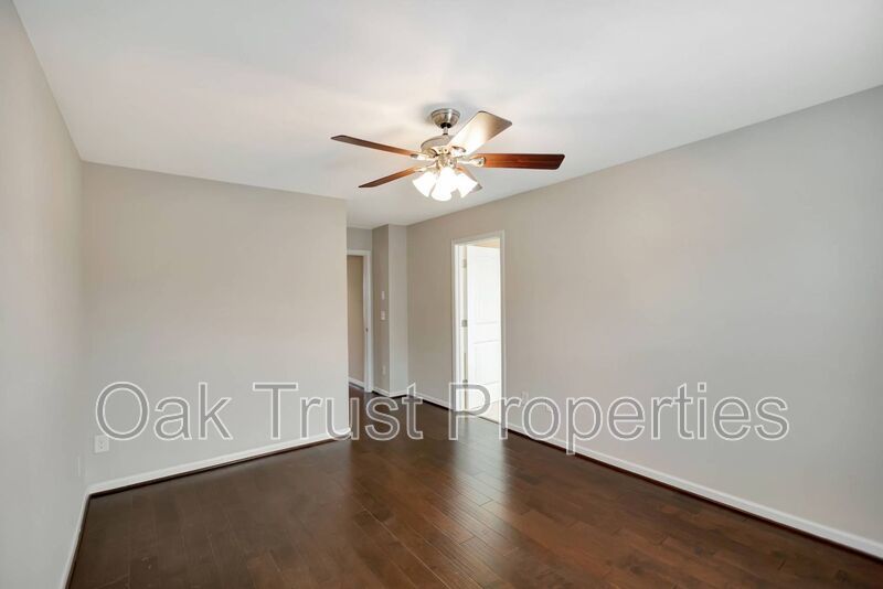 Lakeview Commons property image