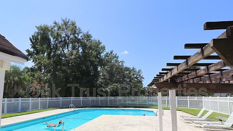 The Lakes property image