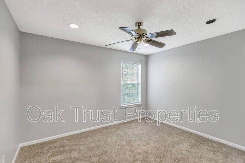 The Lakes property image