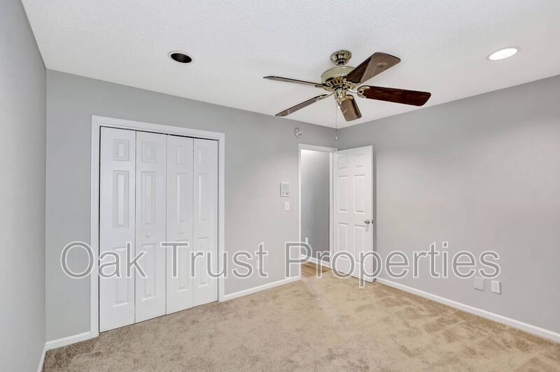 The Lakes property image