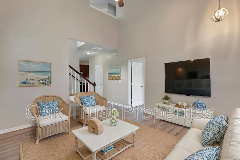 Lakes of Summerville property image