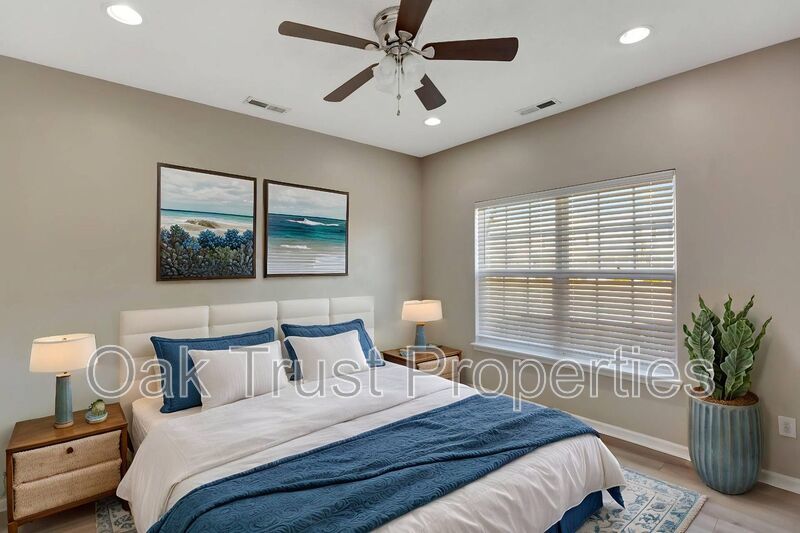 Lakes of Summerville property image