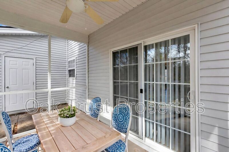 Lakes of Summerville property image