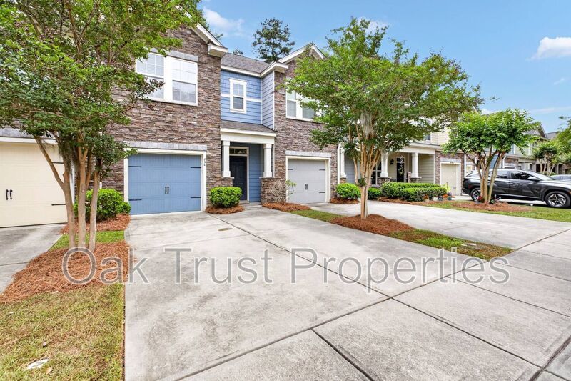 Hunt Club property image