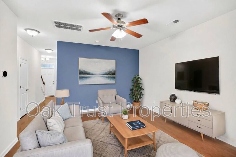 Hunt Club property image
