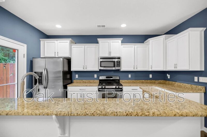Hunt Club property image