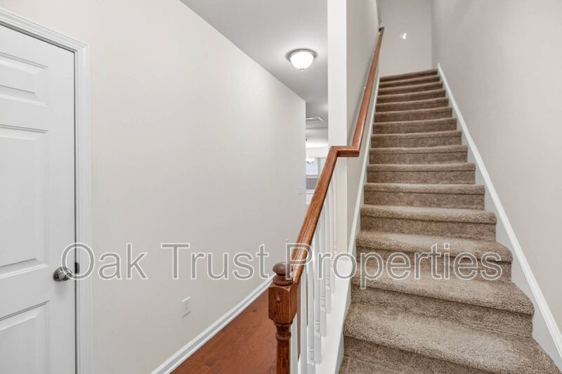 Hunt Club property image