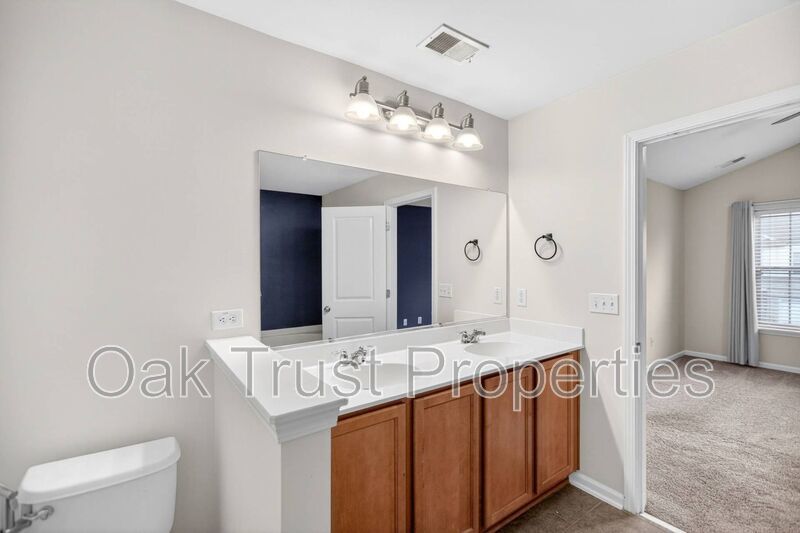 Hunt Club property image