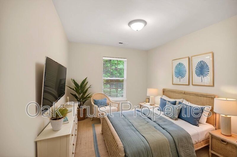 Hunt Club property image