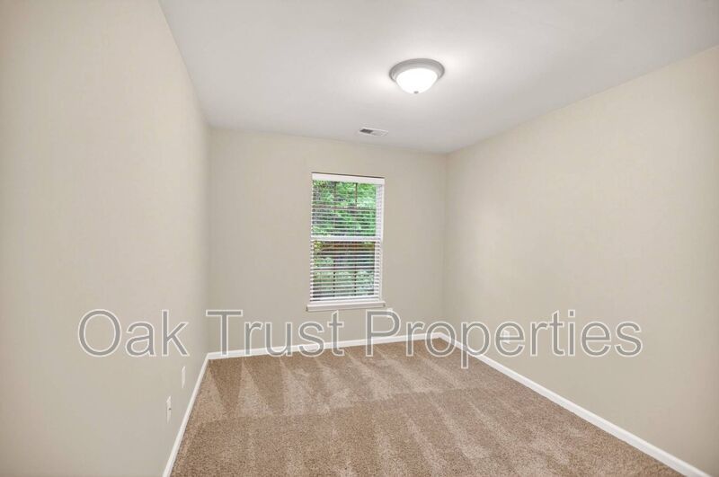 Hunt Club property image