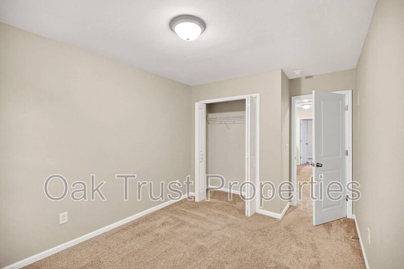 Hunt Club property image