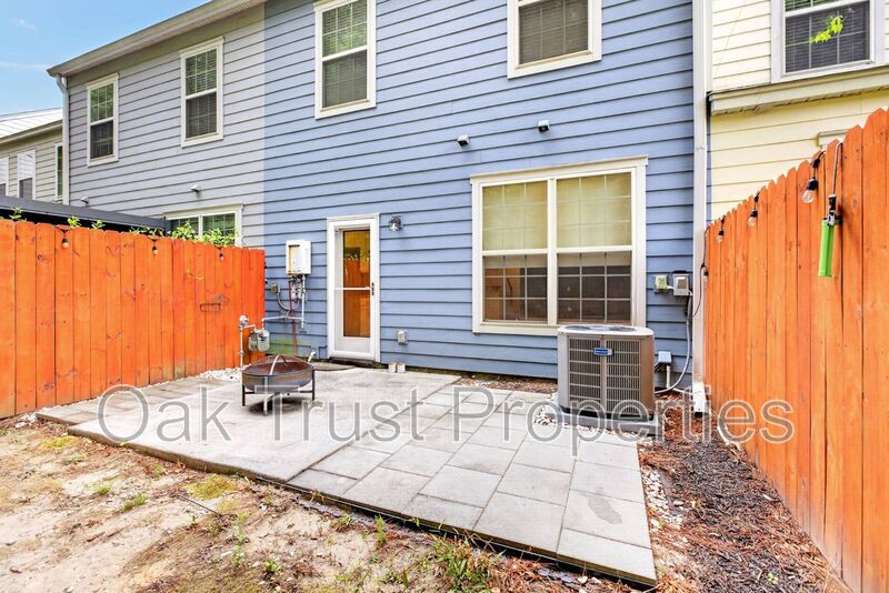 Hunt Club property image