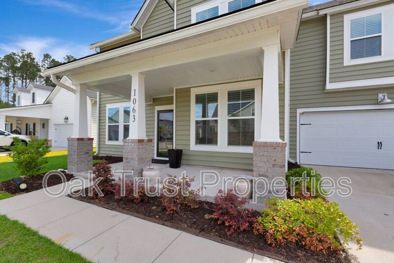 Summers Corner property image
