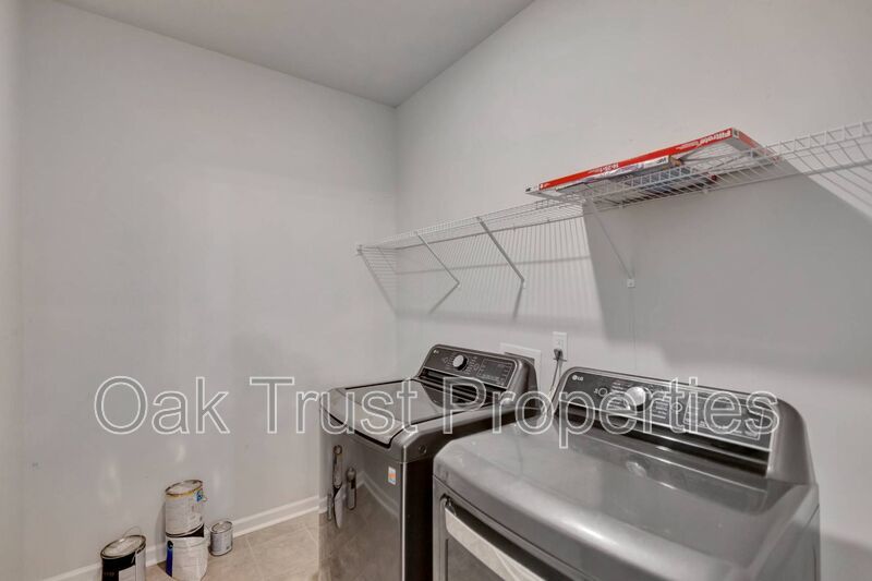 Summers Corner property image