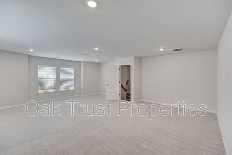Summers Corner property image