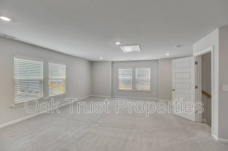 Summers Corner property image