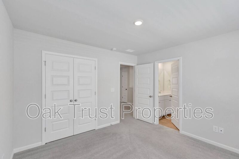 Summers Corner property image