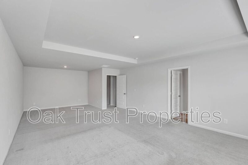 Summers Corner property image