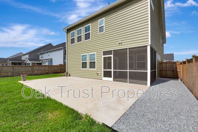 Summers Corner property image