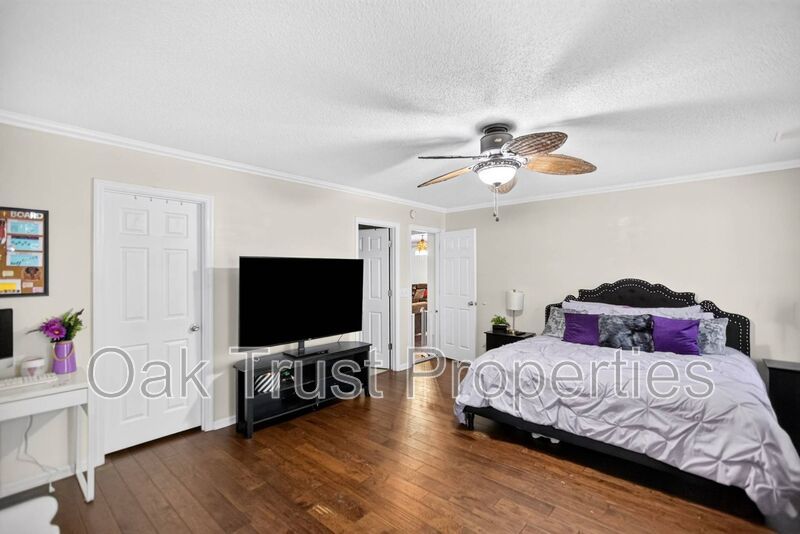 Brookwood property image